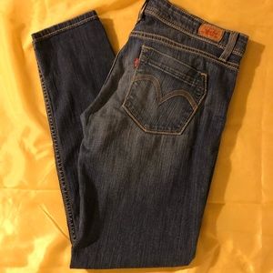 Levi’s Skinny Boyfriend jeans